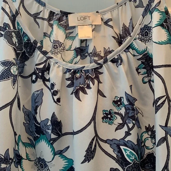 large Loft spaghetti strap camisole - Picture 3 of 8